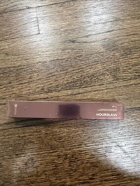 Hourglass Foundation/Blush Brush No.2